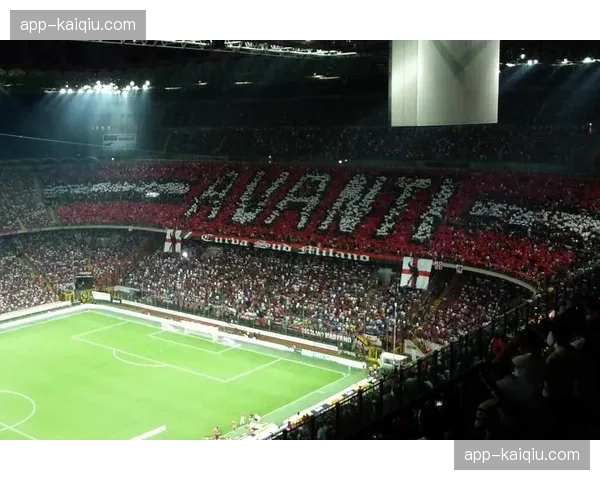 圣西罗-梅阿查球场翻新计划遇阻，米兰双雄与市政府谈判陷入僵局