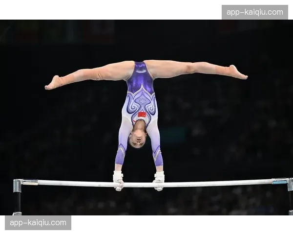速报：世界体操单项世界杯多哈站，中国选手邱祺缘夺得高低杠金牌