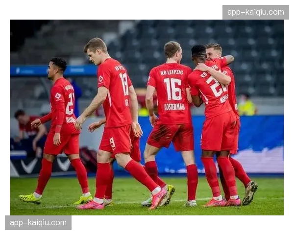 伤兵满营,莱比锡客战法兰克福面临阵容轮换考验 伤兵满营,莱比锡客战法兰克福面临阵容轮换考验